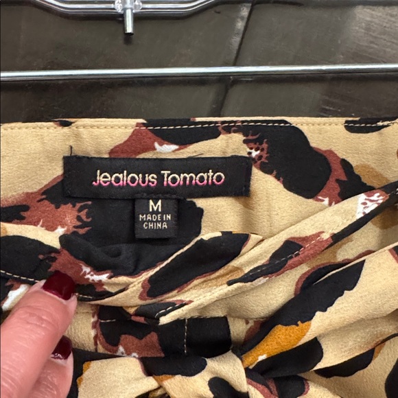 NWOT Jealous Tomato Multicolor Patterned Shorts Size M - Picture 3 of 9